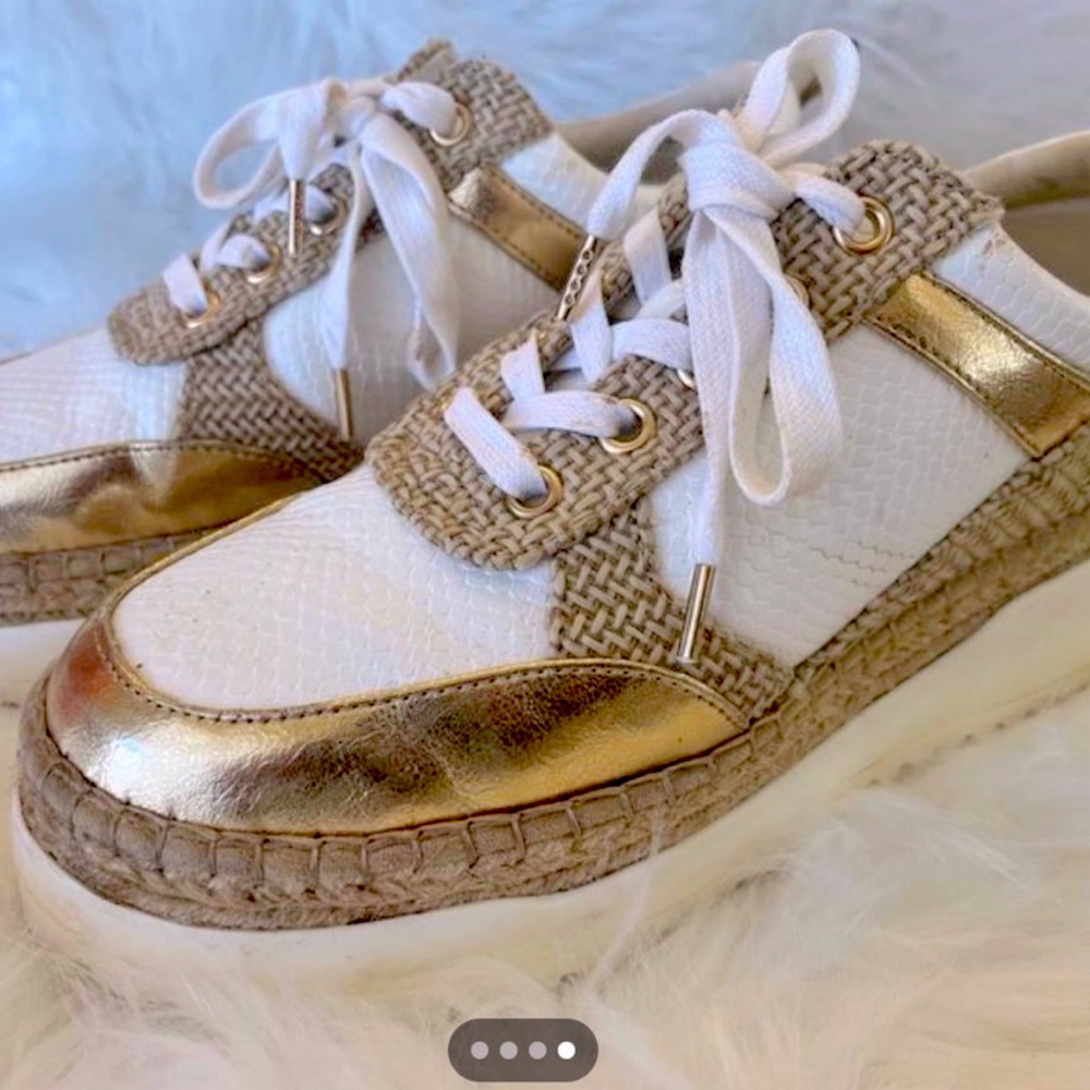 Gold and White platform sneakers 🤩